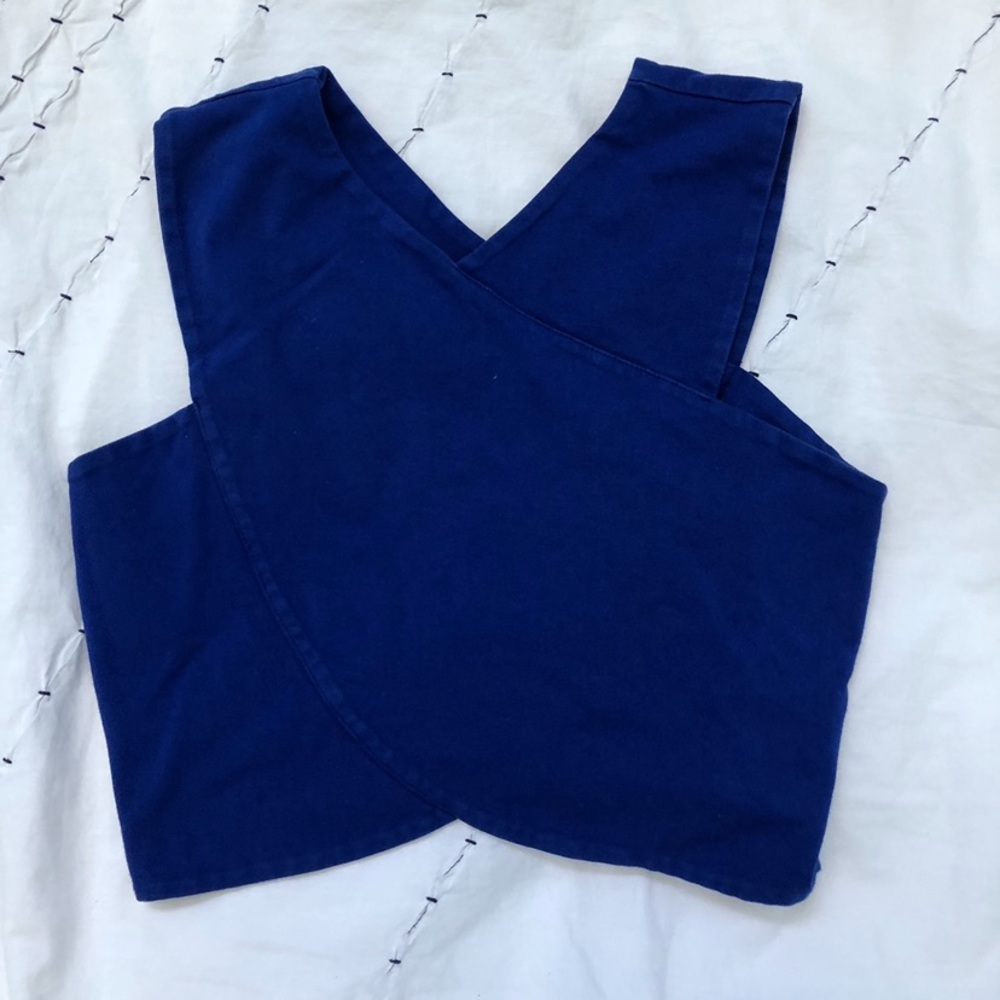 Blue crop top